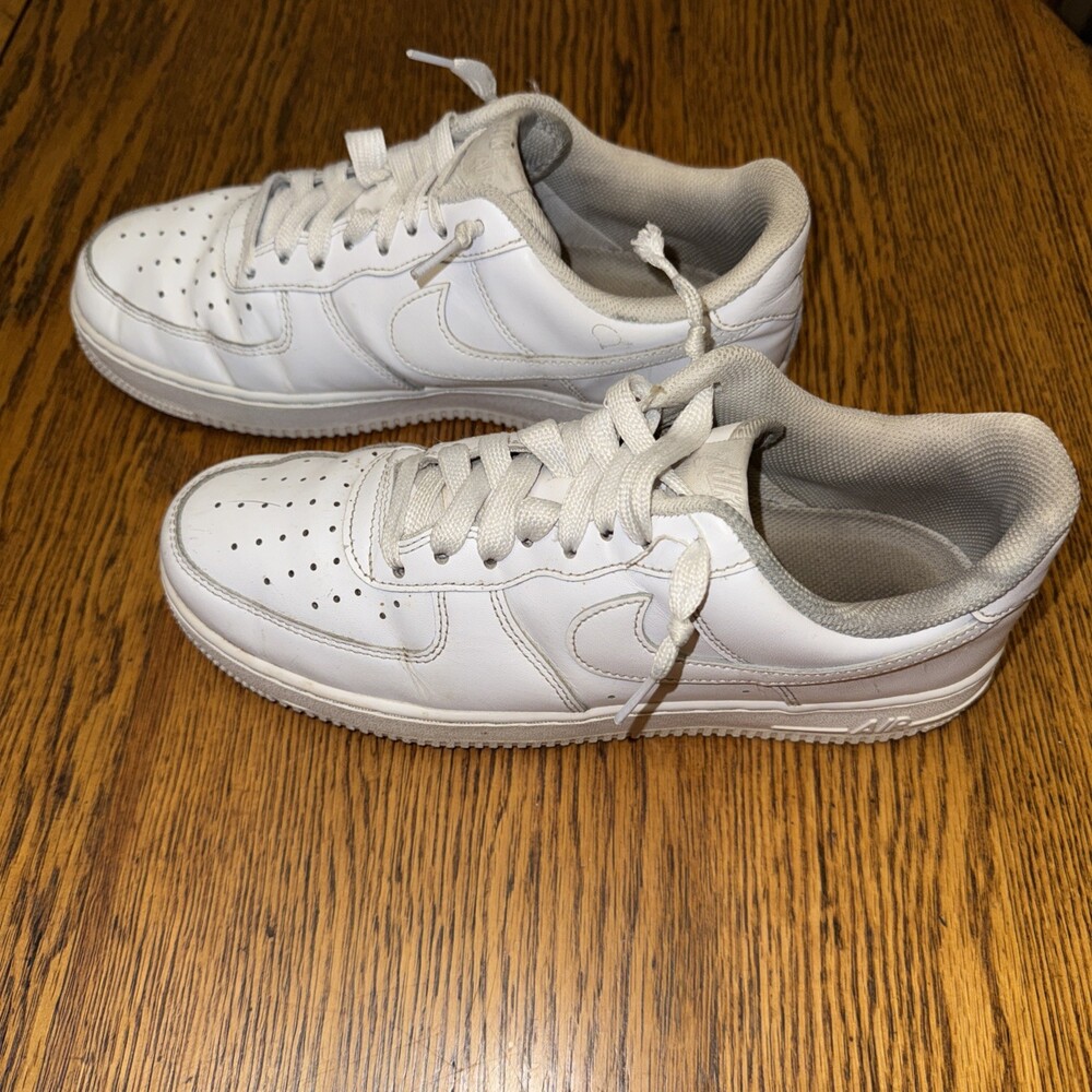 Nike Air Force 1 Low White CW2288-111 Sneakers Size 8.5 Classic Athletic Shoes